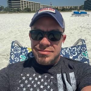 Meet your Posher, Eric